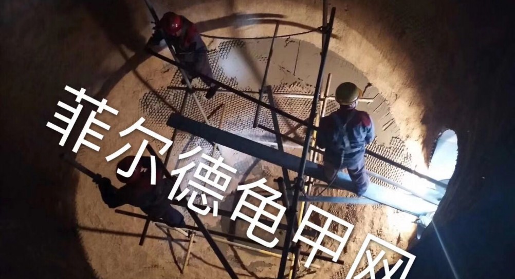 南京海螺水泥厂烟道除尘焊网现场